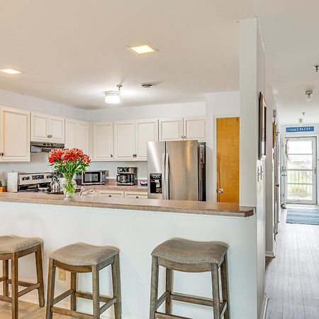 Oak Island Beachfront Condo With Community Pool Bagian luar foto