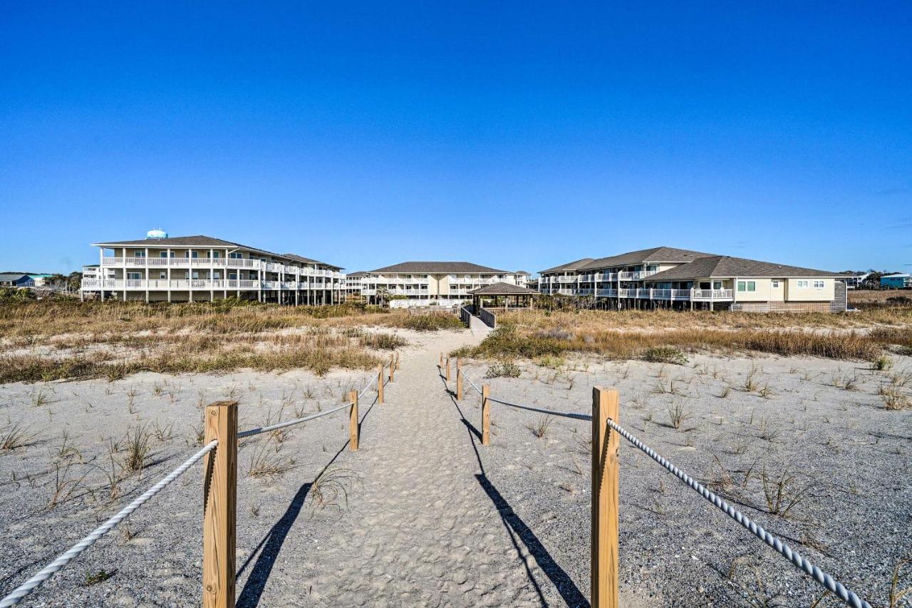 Oak Island Beachfront Condo With Community Pool Bagian luar foto