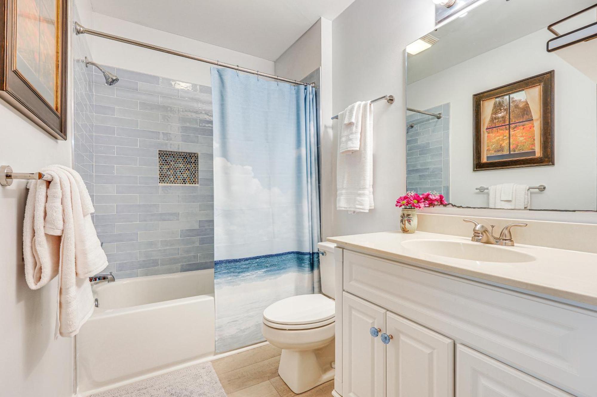 Oak Island Beachfront Condo With Community Pool Bagian luar foto